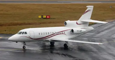 Falcon 900B