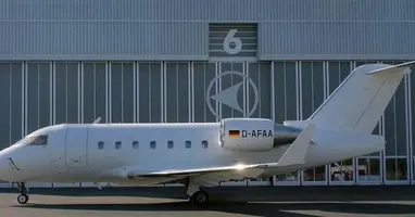 Challenger 604