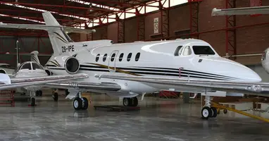 Hawker 700A