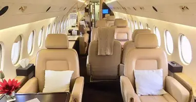 Falcon 900B