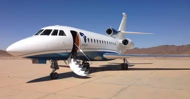 Falcon 900B