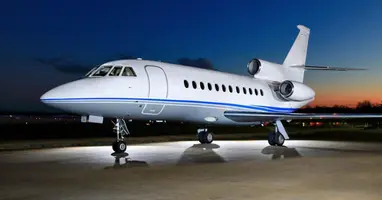 Falcon 900B