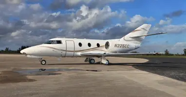 Falcon 100