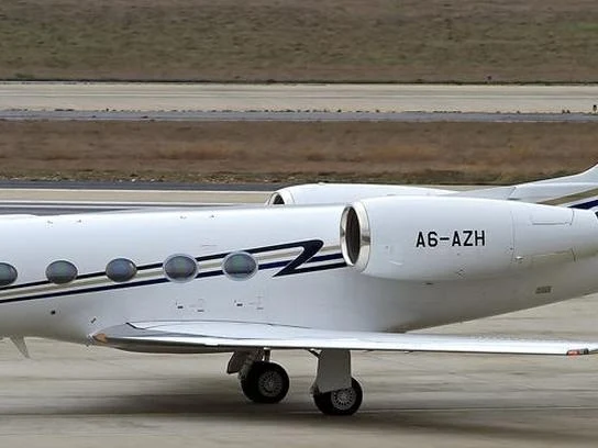 A6-AZH — photo