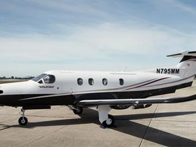 N795MM — photo