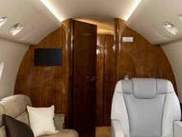 N14717 — photo
