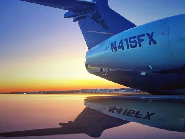 N415FX — photo