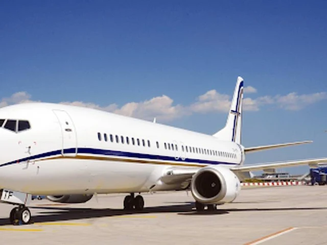 BBJ B737-400 — photo