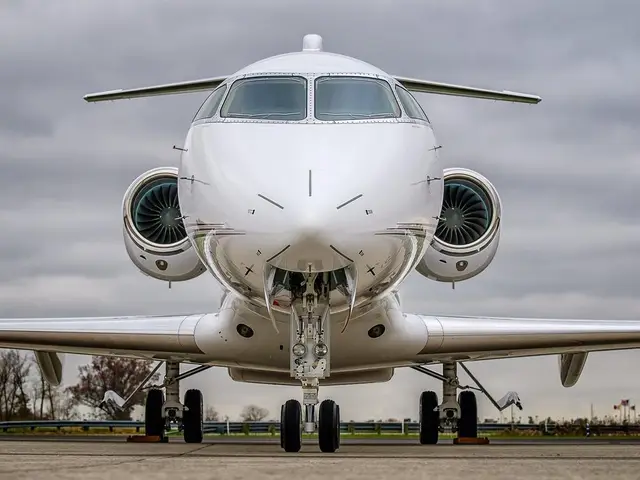 Все фото Challenger 350 1