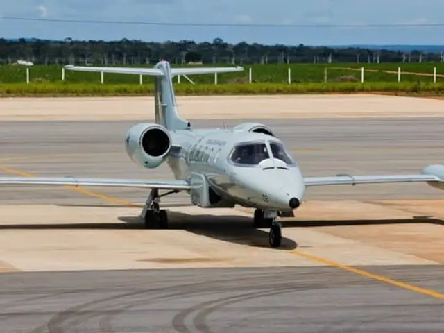 Все фото Learjet 35A 1