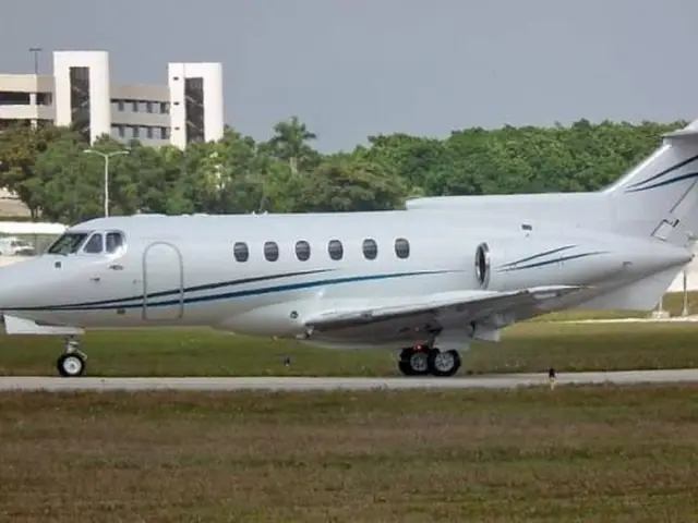 Все фото Hawker 700A 1