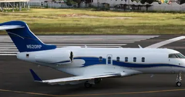 Challenger 300