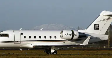 Challenger 604