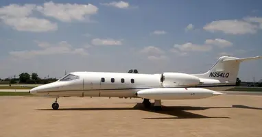 Learjet 35