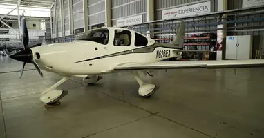 Cirrus SR 22