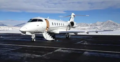 Challenger 300
