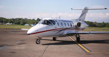 Hawker 400A