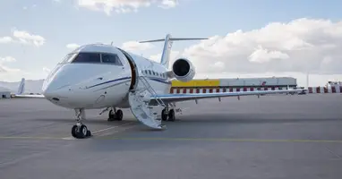 Challenger 605