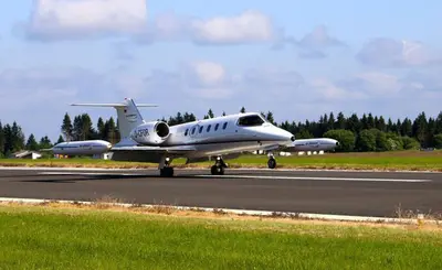 Learjet 35