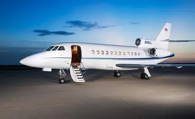 Falcon 900B