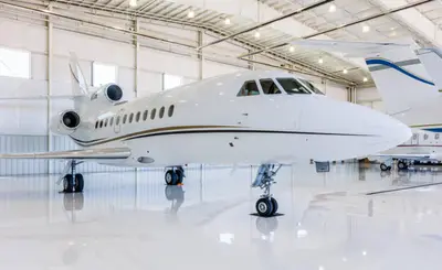 Falcon 900B