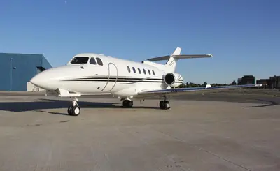 Hawker 700A