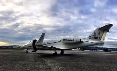 Learjet 55