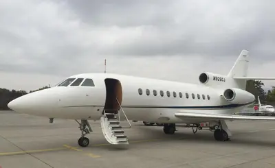 Falcon 900B