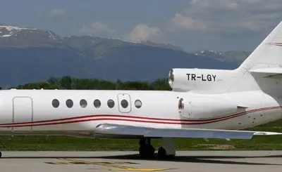 Falcon 50 EX