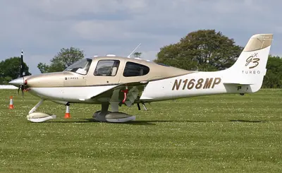 Cirrus SR 22