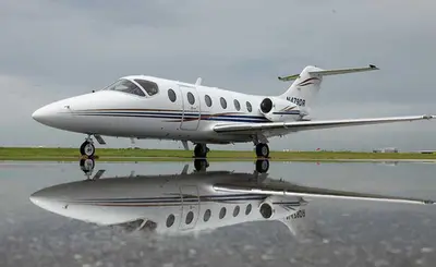 Hawker 400A