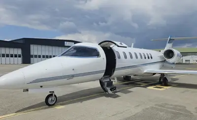 Learjet 75