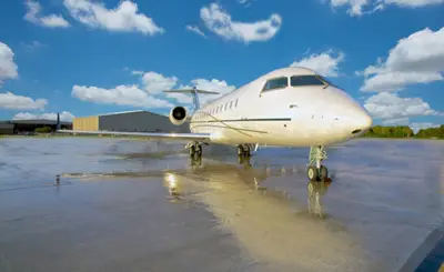 CRJ 200