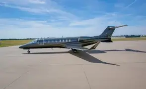 Learjet 75