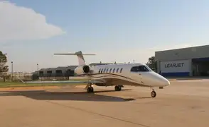 Learjet 75
