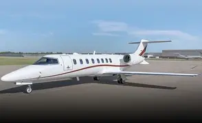 Learjet 75