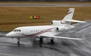 Falcon 900B