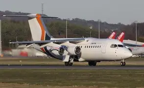 Avro RJ 100