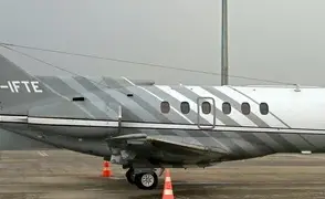 Hawker 700A