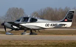 Cirrus SR 22