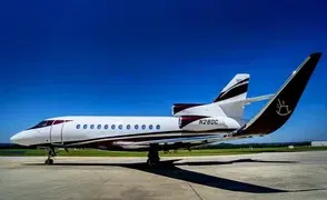 Falcon 900B