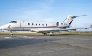 Challenger 300