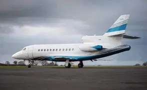 Falcon 900B