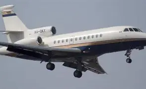 Falcon 900