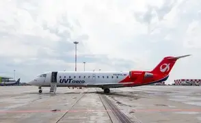CRJ 200
