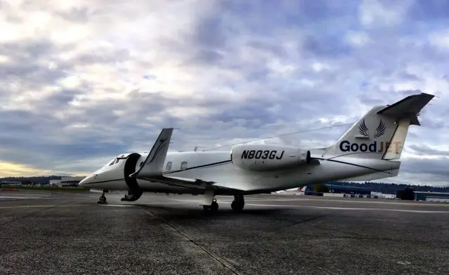 Learjet 55