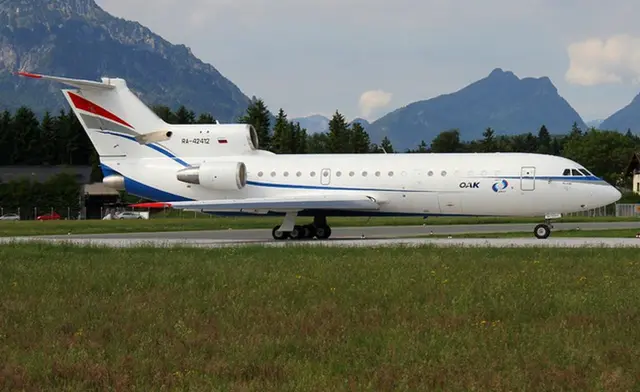 YAK-42D VIP