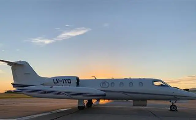 Learjet 35