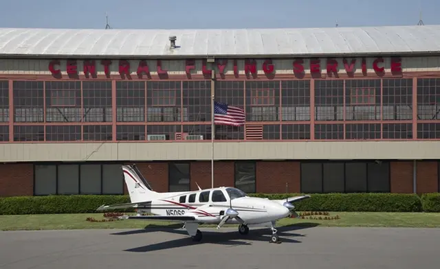 Beechcraft Baron 58