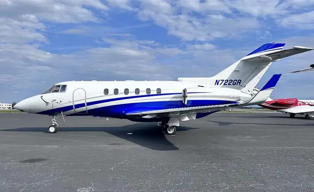 Hawker 900XP